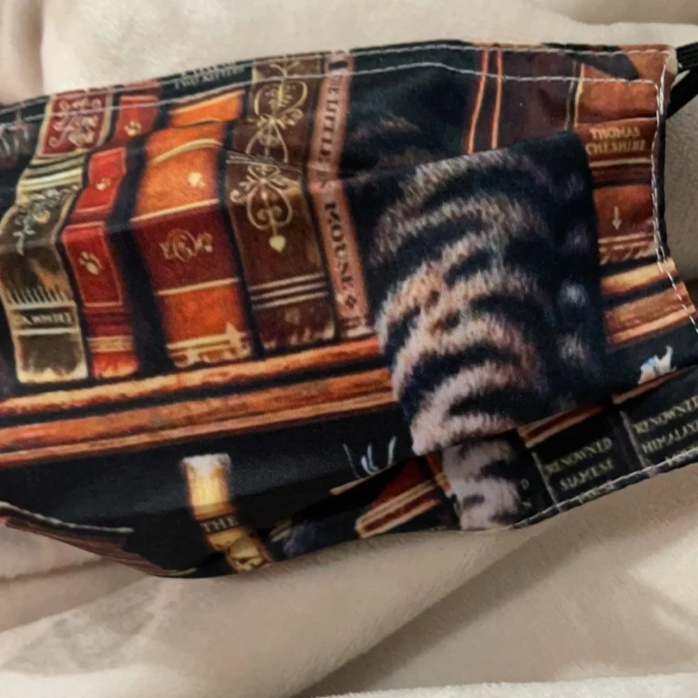 6/$20 New cat and books face mask
